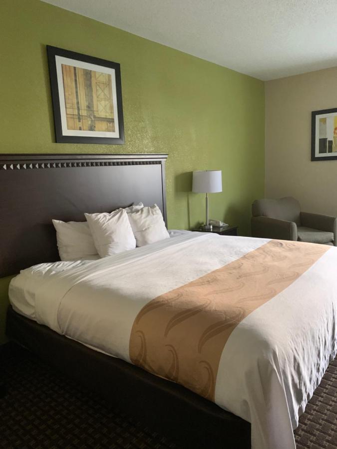 Quality Inn & Suites Quantico Stafford Kültér fotó