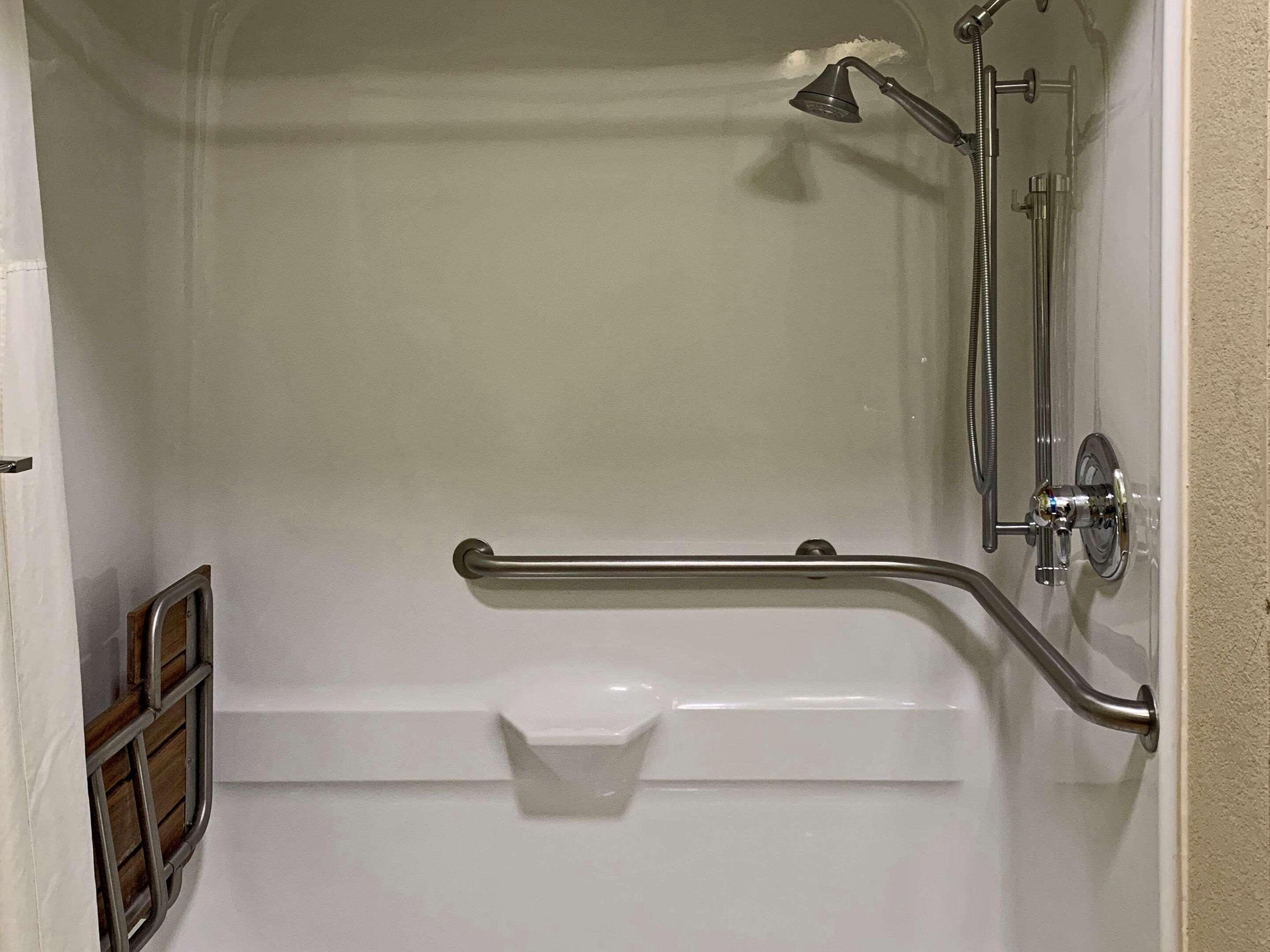 Quality Inn & Suites Quantico Stafford Kültér fotó