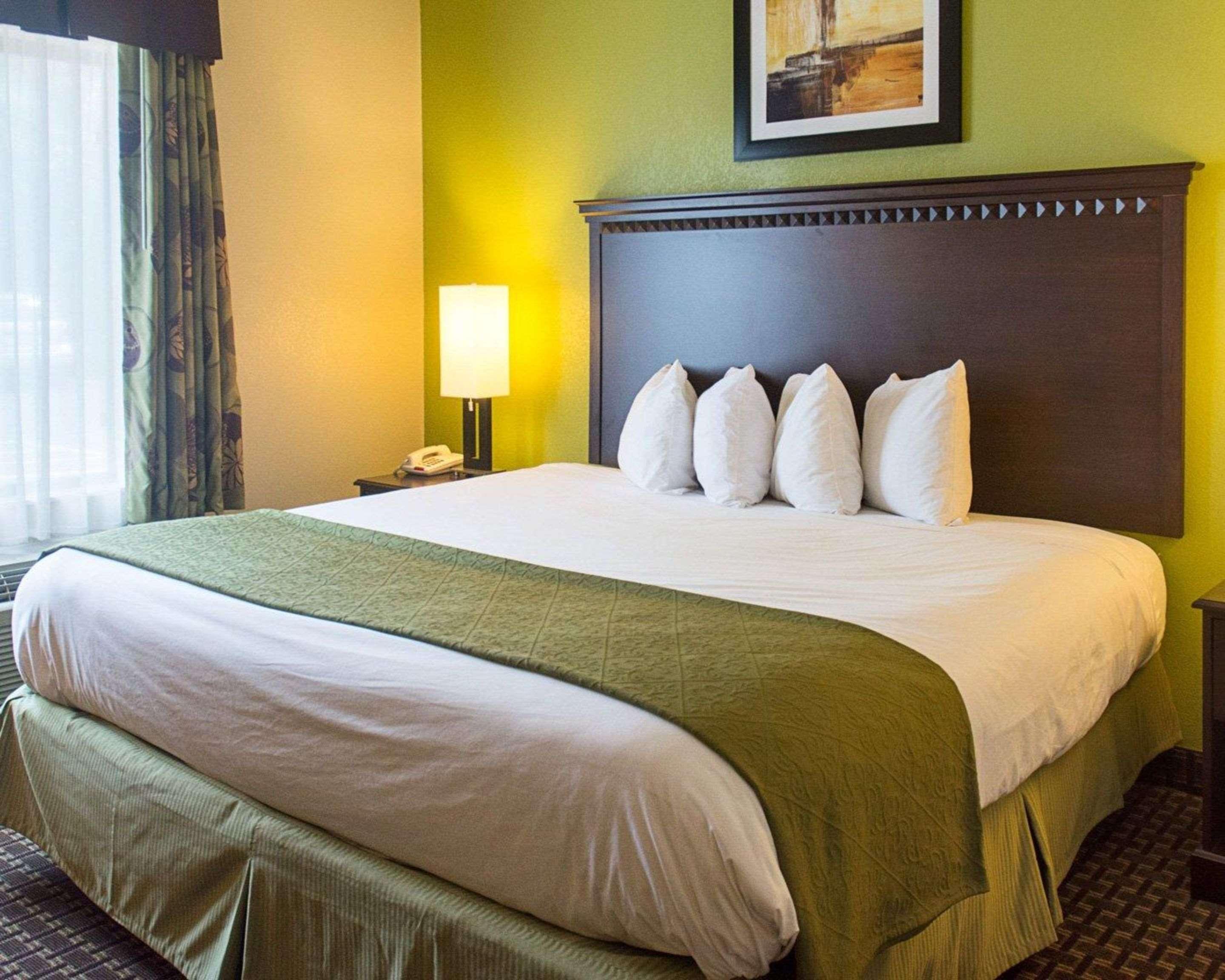 Quality Inn & Suites Quantico Stafford Kültér fotó